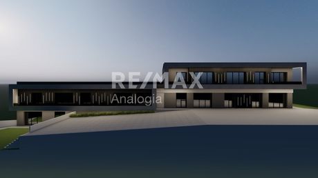 Business bulding 1.500sqm for sale-Pylea » Center