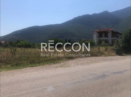 Land plot 905sqm for sale-Gravia » Center