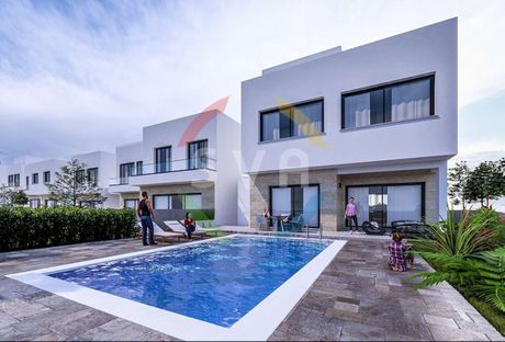 Detached home 230sqm for sale-