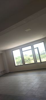 Office 150sqm for rent-Thermi » Neo Risio