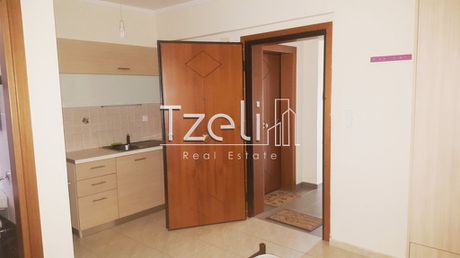 Studio 30sqm for rent-Patra » Marouda