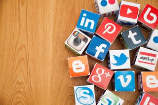 Ζητούνται άτομα για εργασία μέσω social media