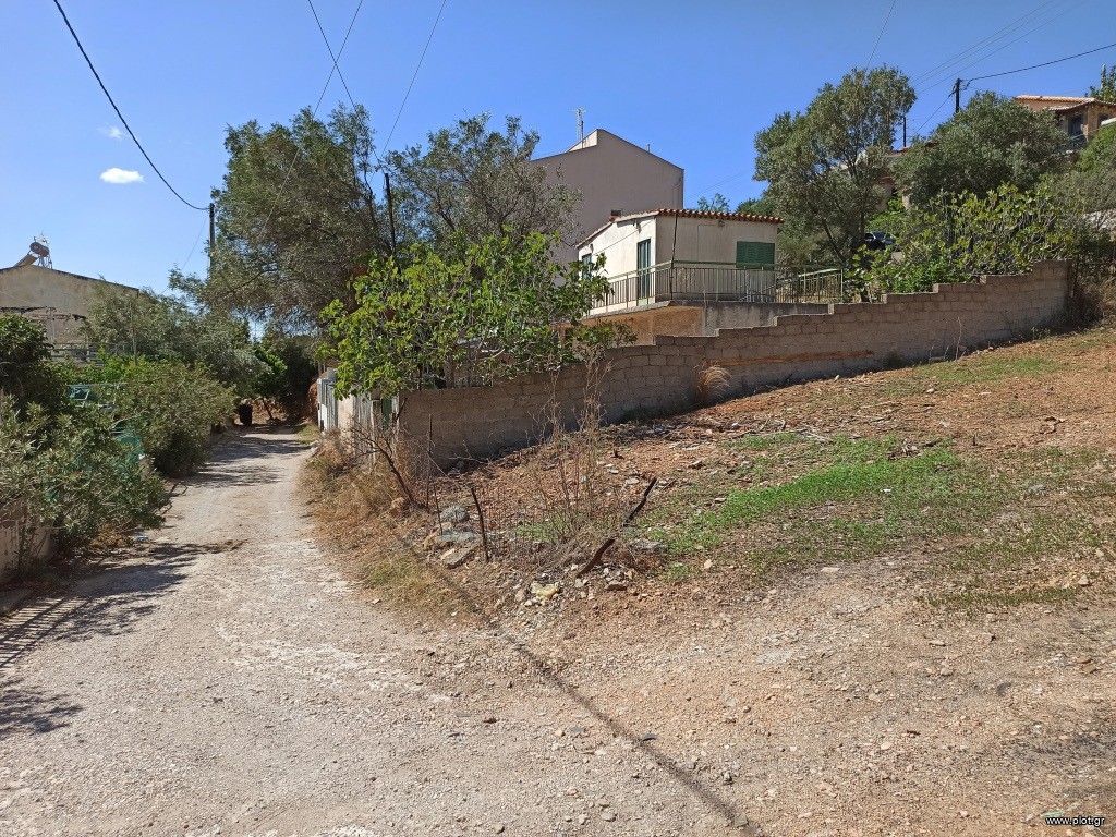 Οικόπεδο 205 τ.μ. προς πώληση, Λουτρόπυργος