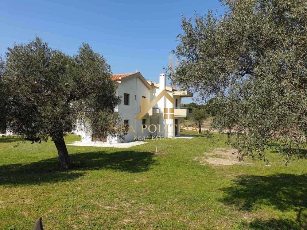 Συγκρότημα διαμερισμάτων 480 τ.μ. προς πώληση, Βουρβουρού