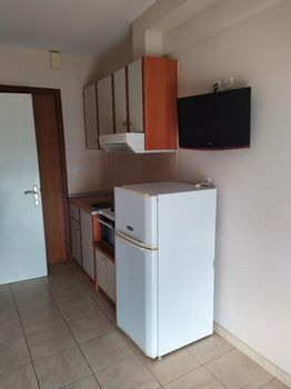 Studio / γκαρσονιέρα 28τ.μ. για ενοικίαση-Λάρισα » Έξι δρόμοι