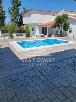Villa 190sqm for rent-Nea Makri » Center