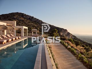 Βίλλα 450 τ.μ. για πώληση
