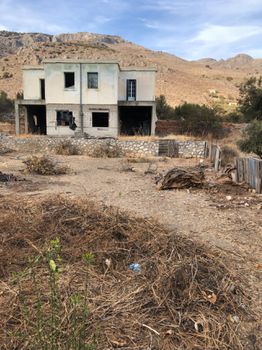 Κτίριο 2.100 τ.μ. για πώληση