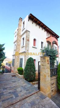 Detached home 340sqm for sale-Markopoulo