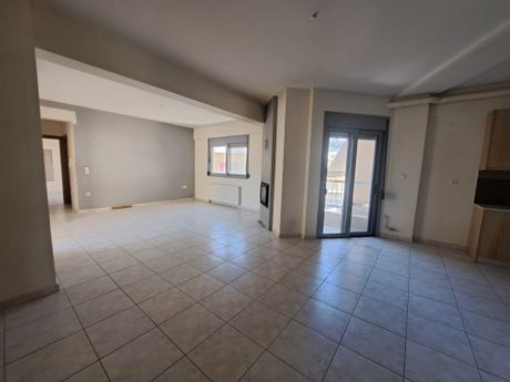 Apartment 95sqm for sale-Lamia » Center
