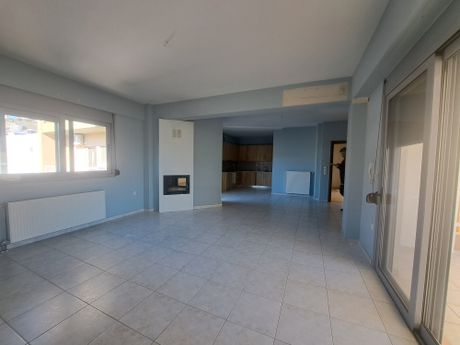 Apartment 89sqm for sale-Lamia » Center