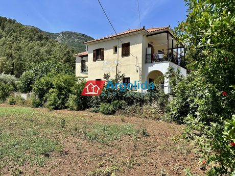 Building 332sqm for sale-Leonidio » Center
