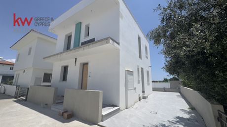Μονοκατοικία 135τ.μ. για πώληση-Λειβάδια