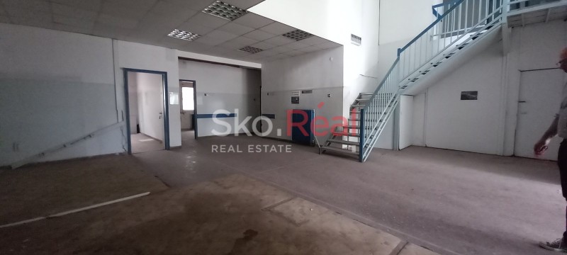 Κατάστημα 330 τ.μ. προς ενοικίαση, Νέα Κρήνη