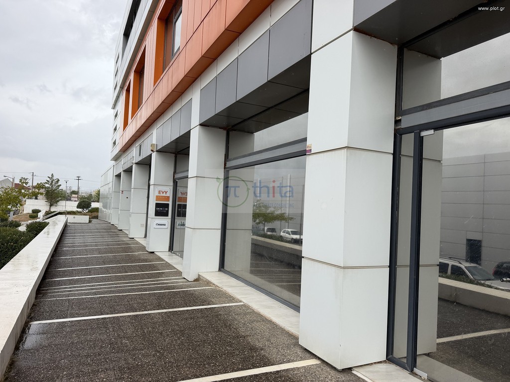 Επαγγελματικό 4.250 τ.μ. πρός πώληση, Αθήνα - Δυτικά Προάστια, Αχαρνές