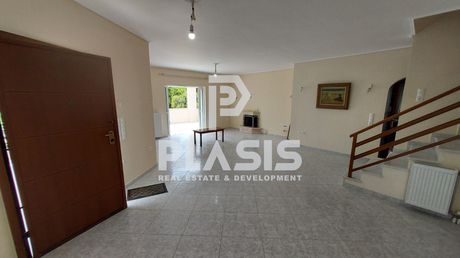 Μεζονέτα 240 τ.μ. για πώληση