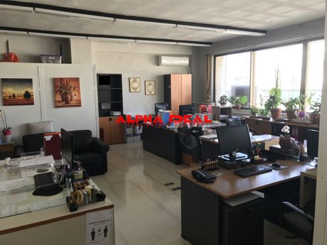Business bulding 1.747sqm for sale-Piraeus - Center