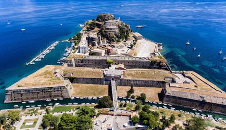 Business bulding 1.400sqm for sale-Corfu » Corfu Town