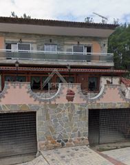 Συγκρότημα διαμερισμάτων 730 τ.μ. για πώληση