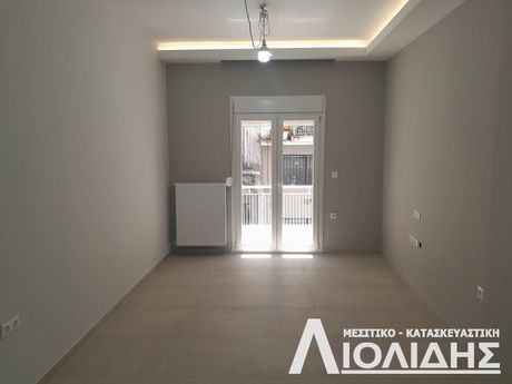 Διαμέρισμα 75τ.μ. για πώληση-Καμάρα