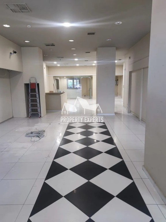 Κατάστημα 304 τ.μ. προς ενοικίαση, Κέντρο Ορεστιάδας