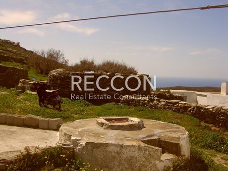 Land plot 9.903sqm for sale-Folegandros » Ano Meria