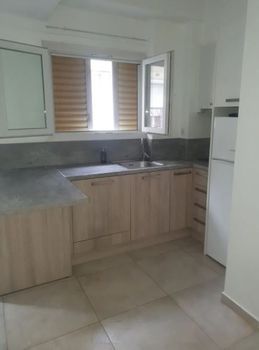 Studio 30sqm for rent-Papafi