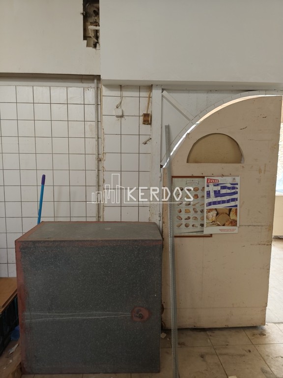 Αίθουσα 120 τ.μ. προς πώληση, Θησείο
