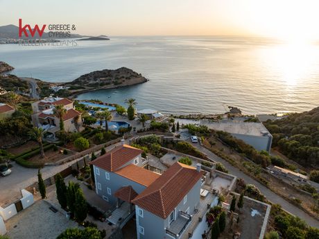 Villa 544sqm for sale-Agios Nikolaos