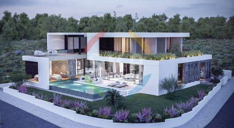 Villa 665sqm for sale-