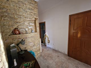 Διαμέρισμα 110 τ.μ. για πώληση, Πειραιάς, Καμίνια-thumb-11