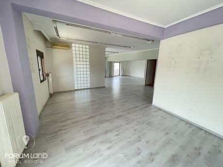 Office 135sqm for rent-Kalamaria » Center