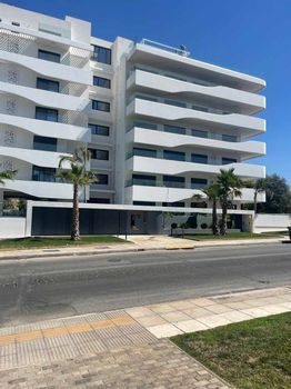 Maisonette 230sqm for rent-Glyfada