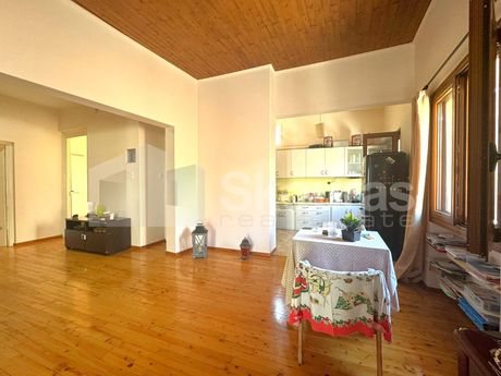 Διαμέρισμα 142τ.μ. για πώληση-Καλαμάτα