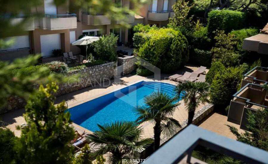 Μονοκατοικία 320 τ.μ. πρός ενοικίαση, Αθήνα - Βόρεια Προάστια, Νέα Ερυθραία