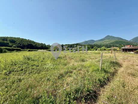Αγροτεμάχια 2.665τ.μ. για πώληση-Νάουσα » Λαζαράσκα