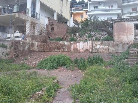 Land plot 231sqm for sale-Stilida » Center