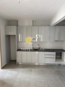 Studio 52sqm for sale-Neapoli » Riga Feraiou