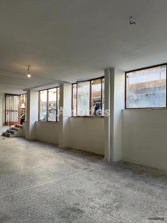 Αποθήκη 215 τ.μ. προς πώληση, Ερυθρός