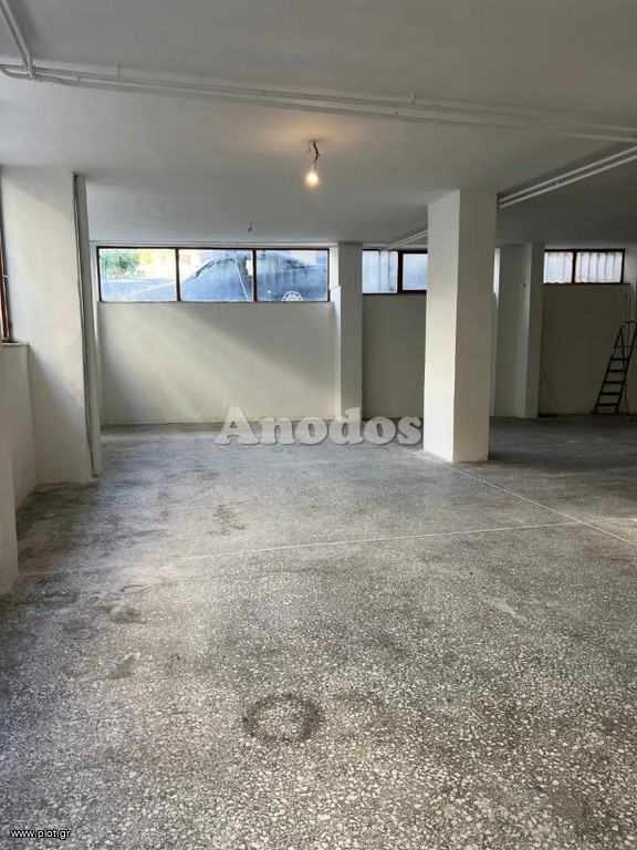 Αποθήκη 215 τ.μ. προς πώληση, Ερυθρός