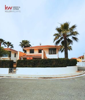 Villa 96sqm for rent-Pyla
