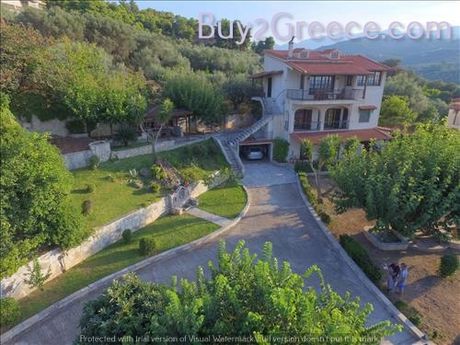 Detached home 290 sqm for sale