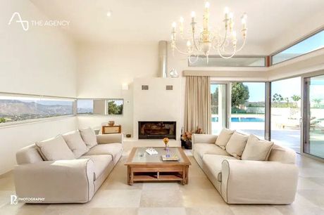 Villa 680sqm for sale-Heraclion Cretes