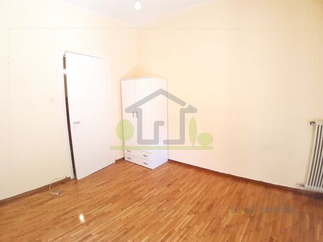 Studio 30sqm for rent-Patra » Pyrosvestio