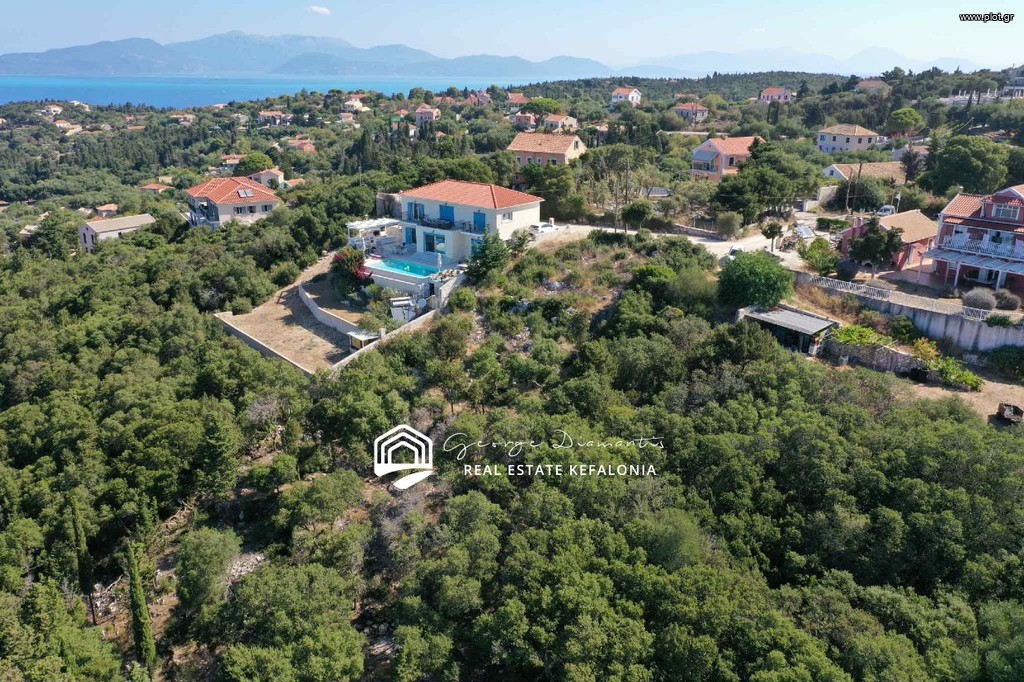 Οικόπεδο 3.890 τ.μ. πρός πώληση, Ν. Κεφαλονιάς, Κεφαλονιά