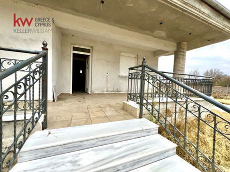 Detached home 102 sqm for sale