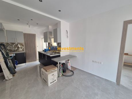 Apartment 65sqm for sale-Martiou