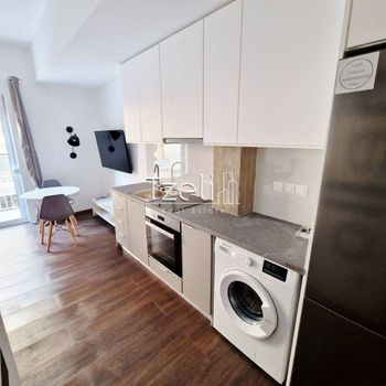 Studio 28sqm for sale-Patra » Patra Centre
