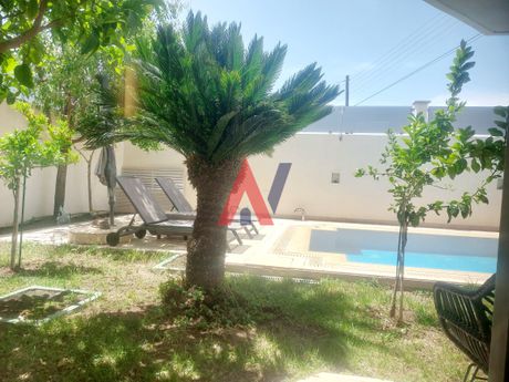 Μονοκατοικία 235τ.μ. για πώληση-Γλυφάδα » Αίγλη