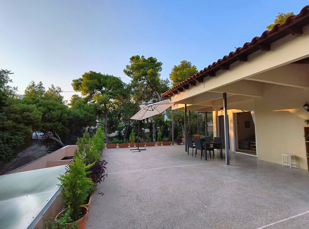 Studio / γκαρσονιέρα 25 τ.μ. προς ενοικίαση, Βουλιαγμένη
